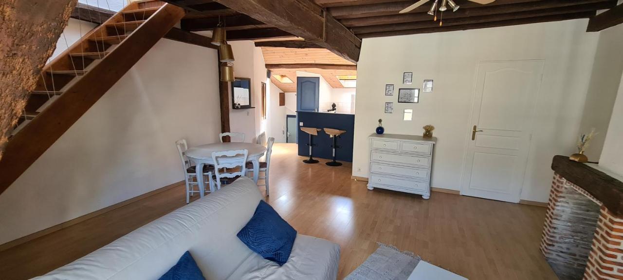 Duplex 1648 Apartment Blois Bagian luar foto