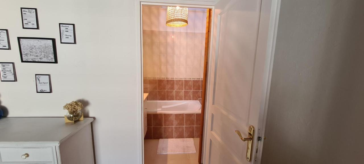 Duplex 1648 Apartment Blois Bagian luar foto